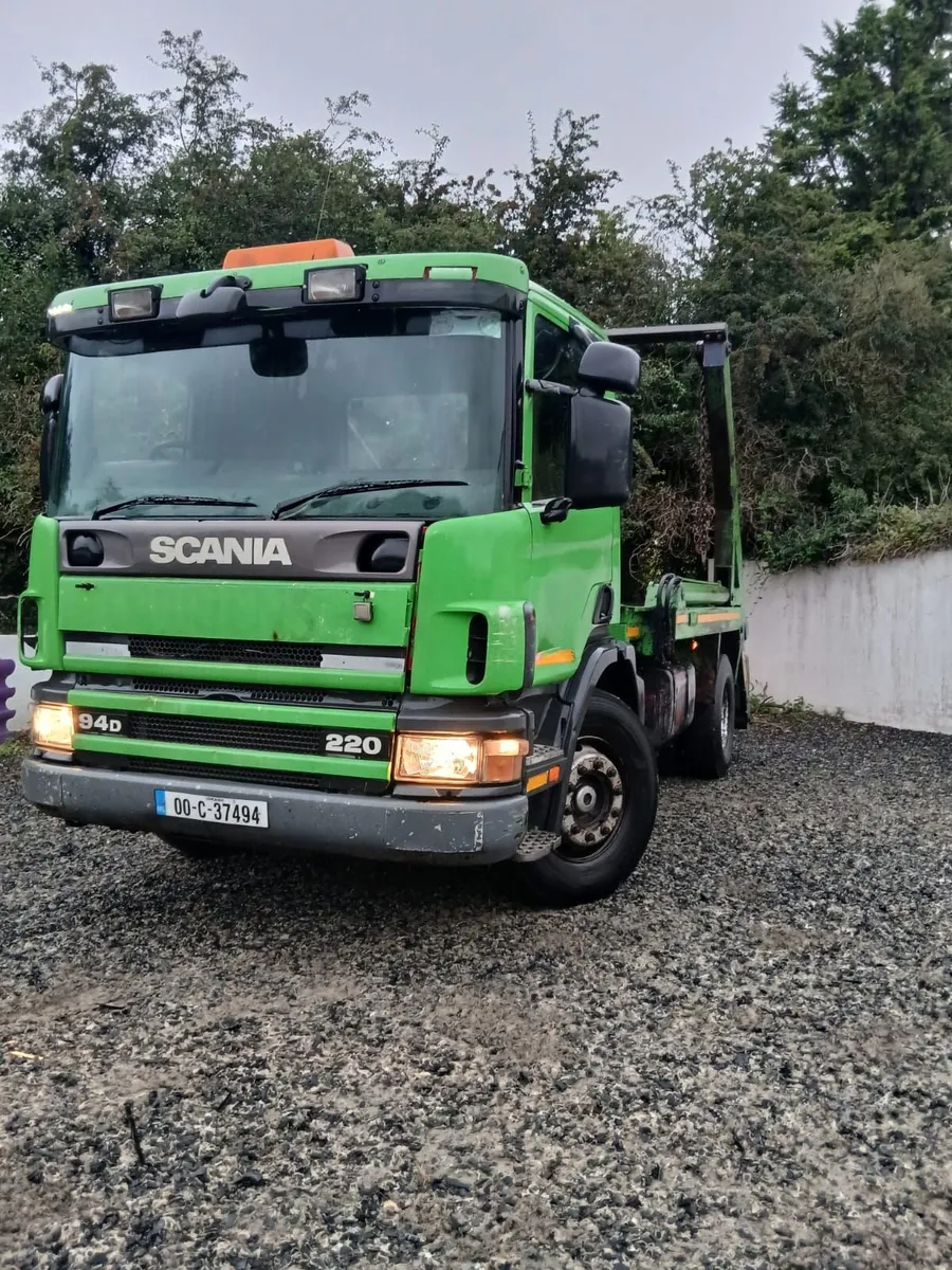 Scania skip lorry/truck 94D - Image 1