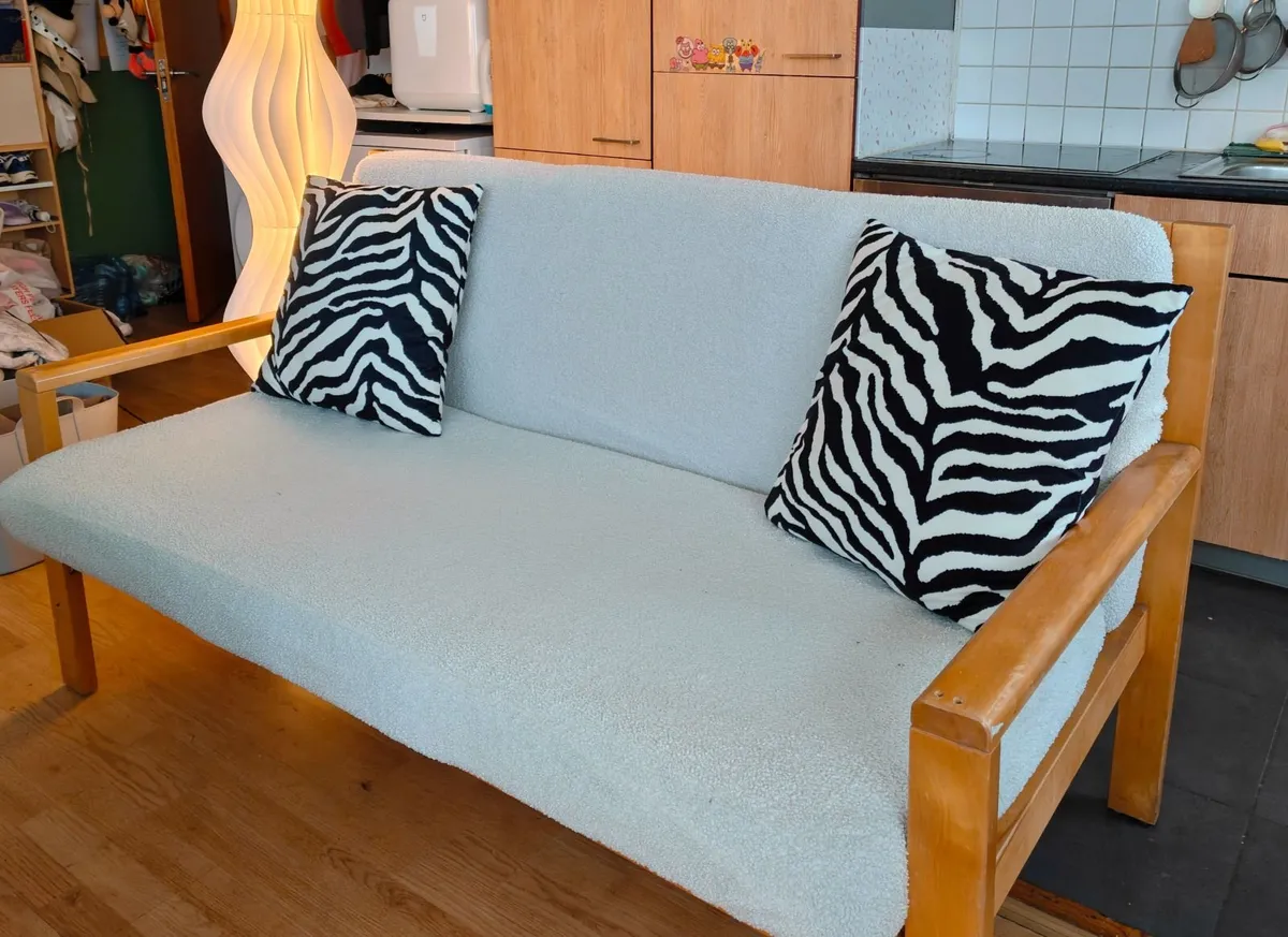 Solid wood straight sofa /sofa bed, - Image 4