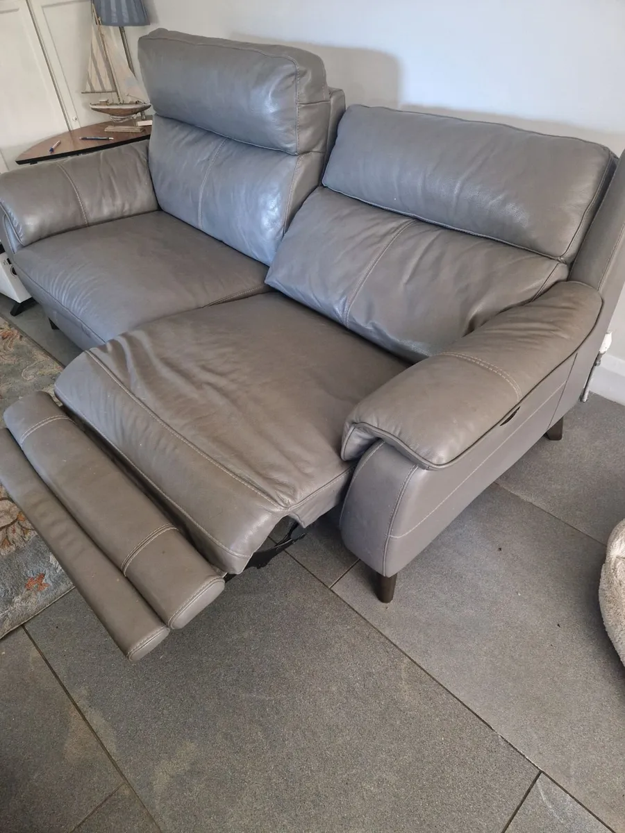 Sofas leather - Image 2