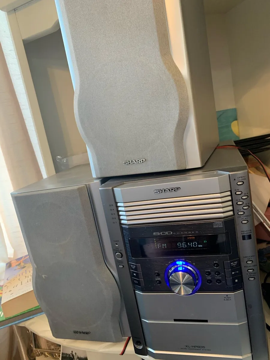 Stereo speakers