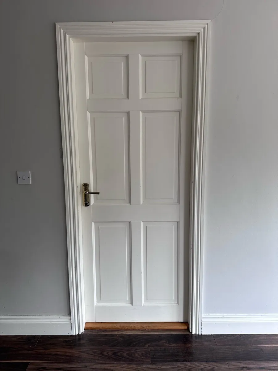Internal timber doors - Image 1