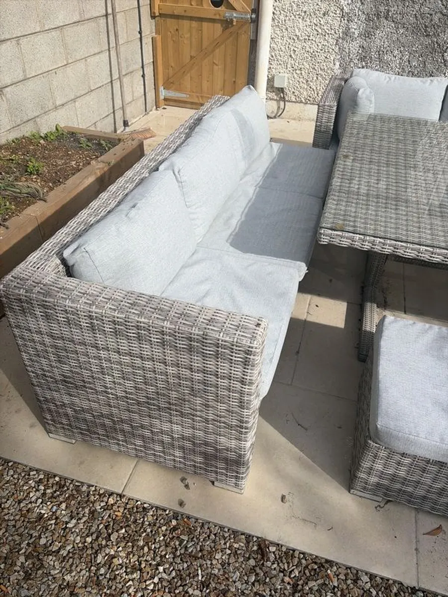 outdoor Rattan Dining Set - Image 3