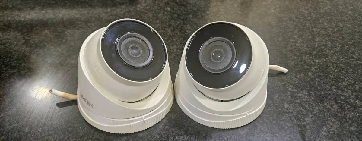 Pair of Hilook IPC-T240H 4mp outdoor security cam - Image 2