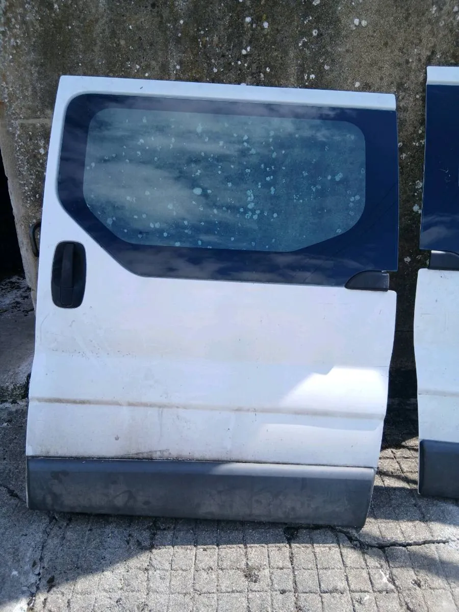 Renault Traffic Sliding Doors - Image 2