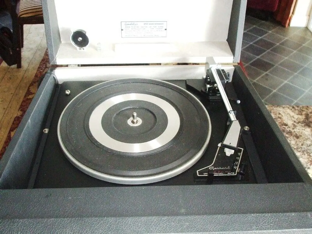 Hacker vintage Record Player GP42, Refurbished - Image 1