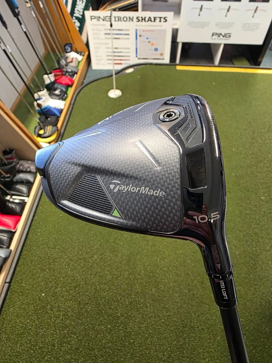 As New Taylormade Qi35 Driver - Image 2