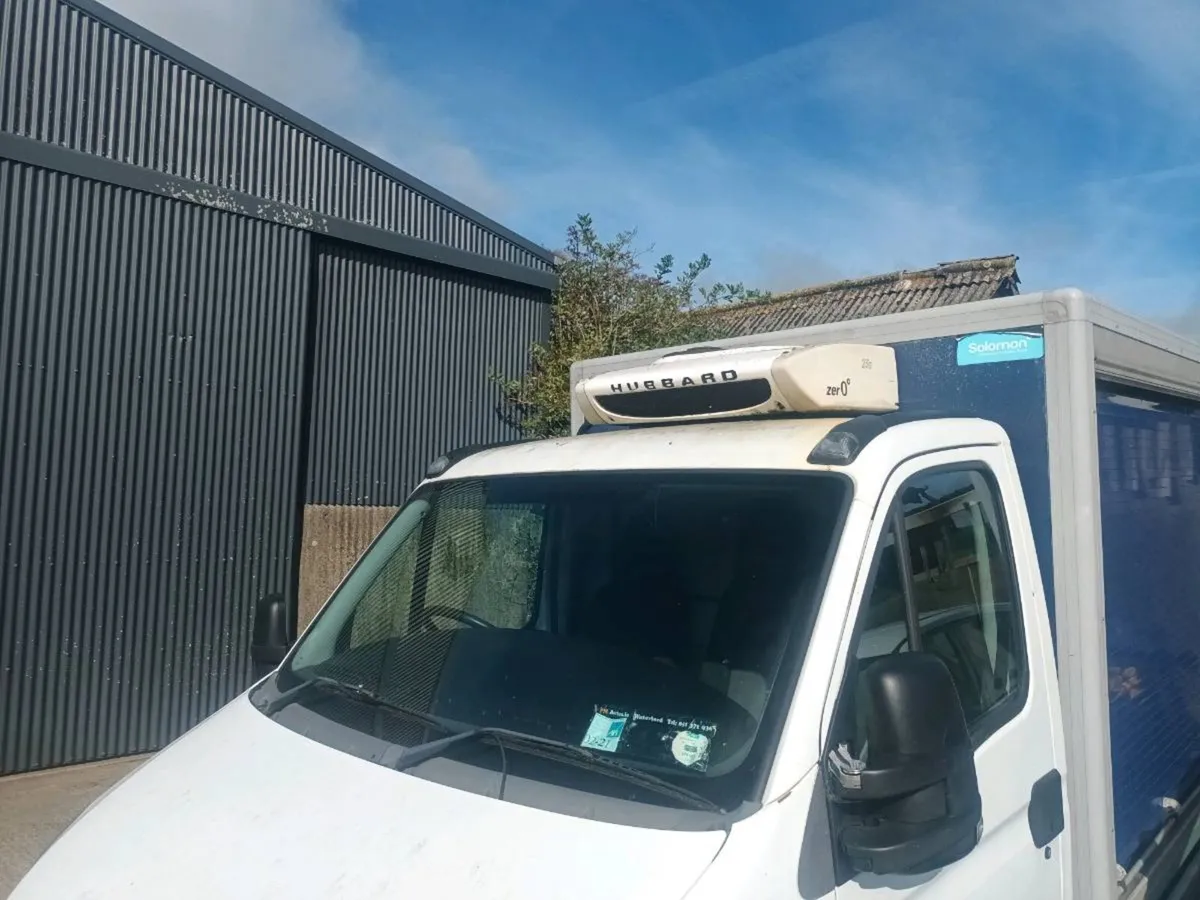 Iveco 23 C10 Fridge Van - Image 2
