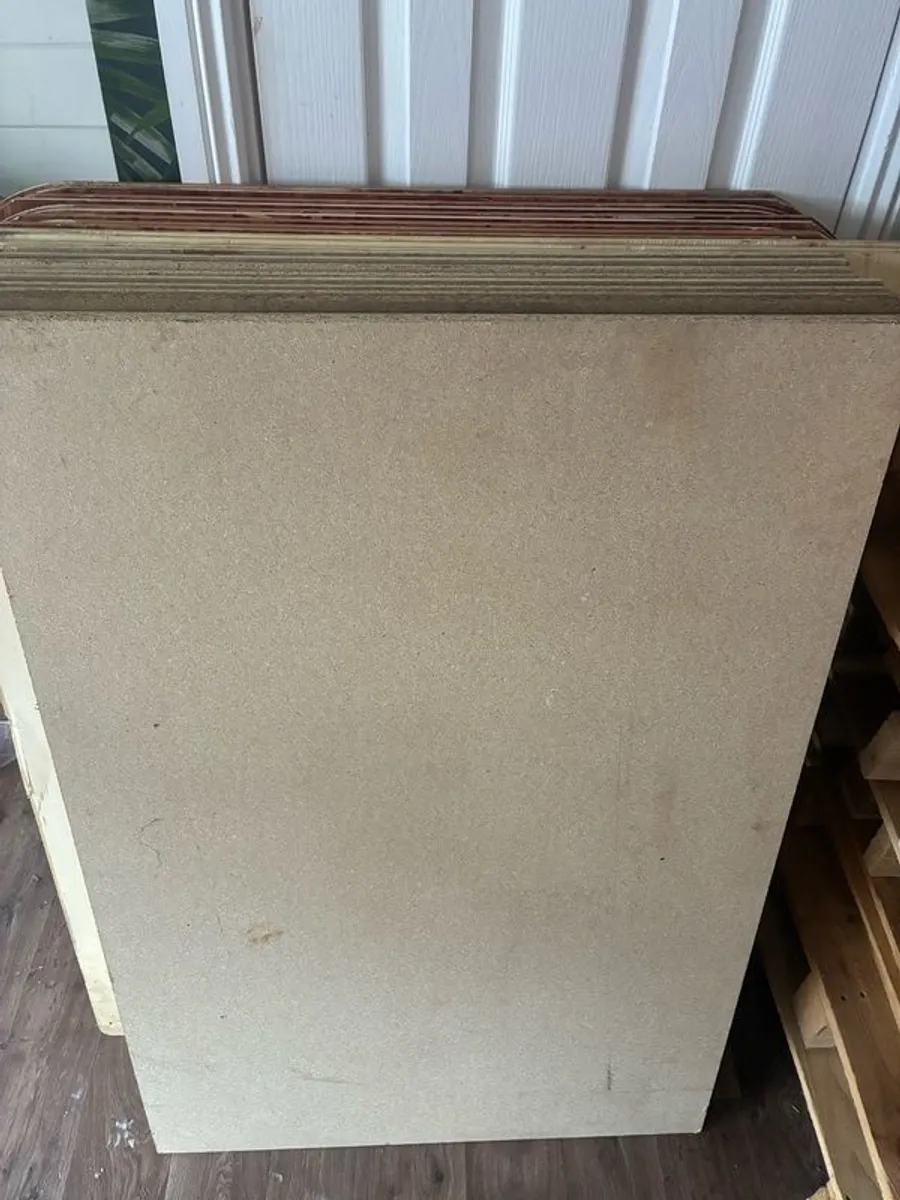 Sheets of timber - Image 2