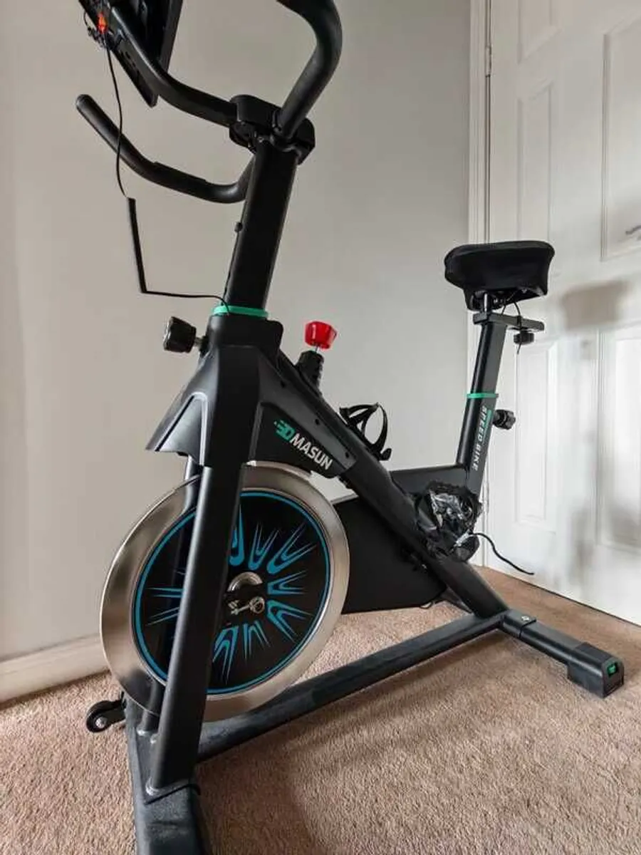 Exercise bike - Image 2