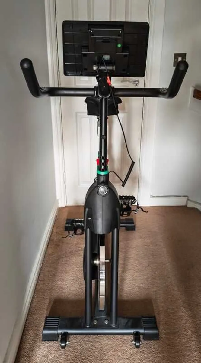 Exercise bike - Image 1