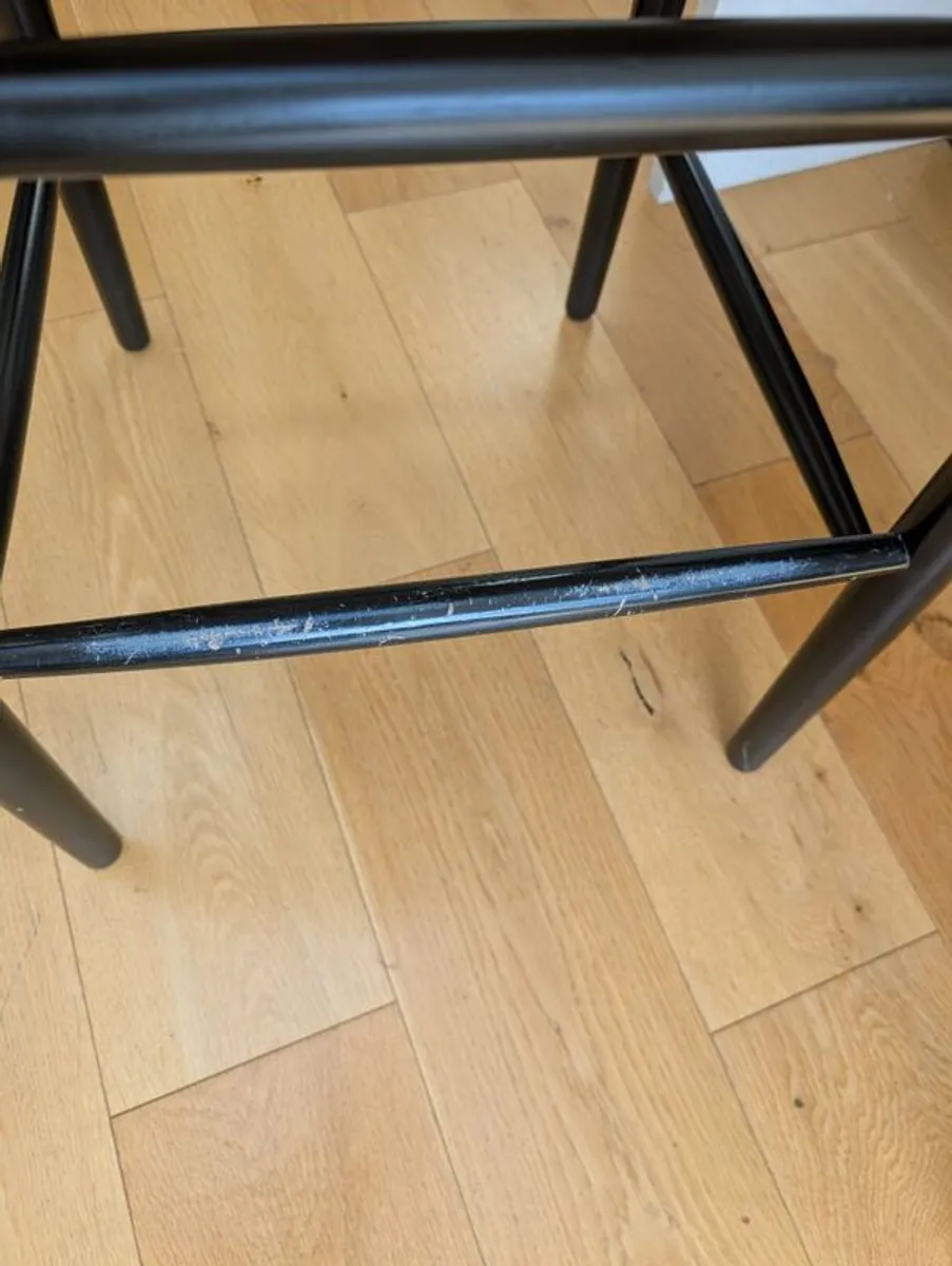 Hans J Wegner style Wishbone Bar Stool -Black/Natural - Image 4