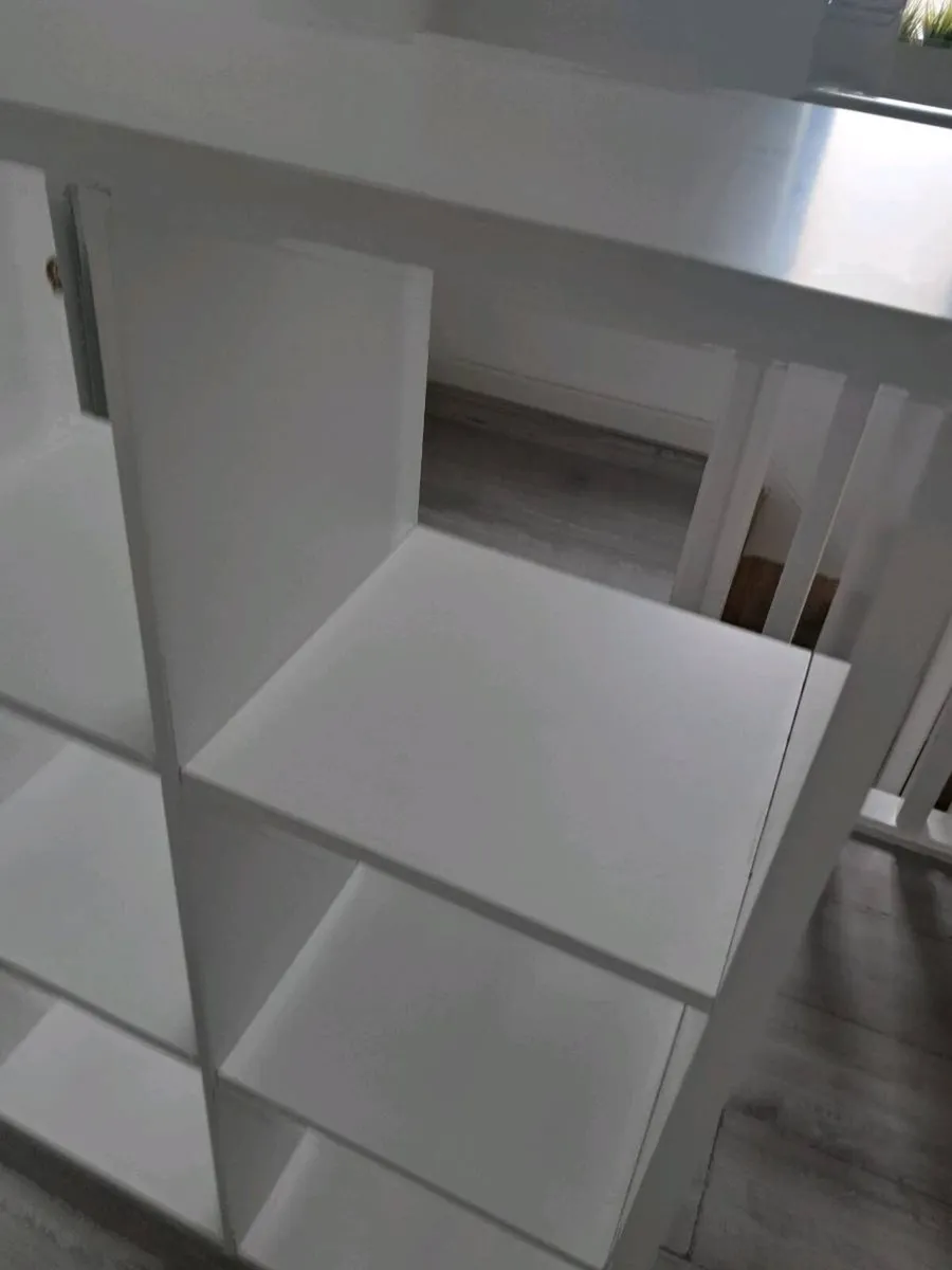 Shelves - Image 3