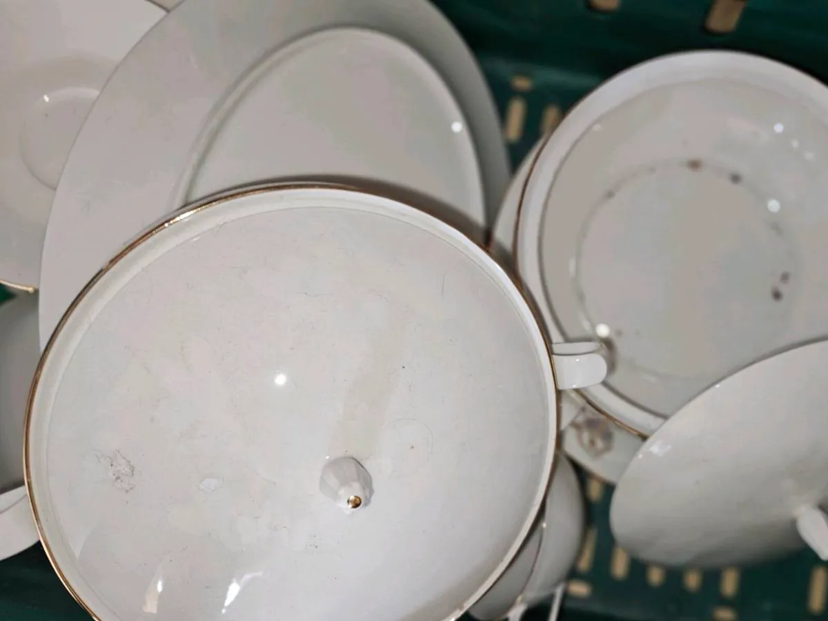 27 Pieces of Arklow RC Bone China - Image 3