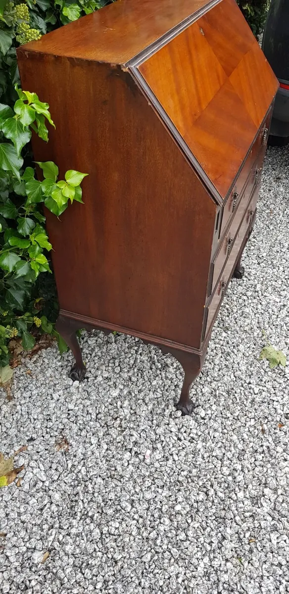 Bureau - Image 2