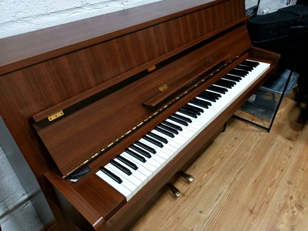 Yamaha (1983) Restored | Mahogany - Image 4
