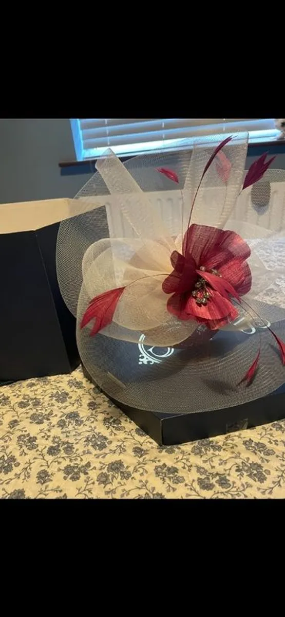 mother of the bride - Image 1