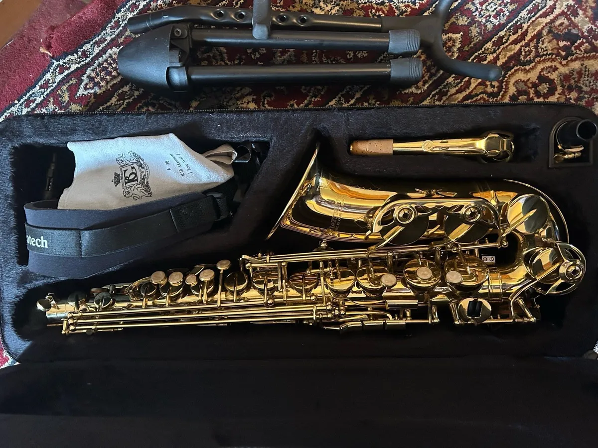 Thomann Alto Saxophone with Case & Accessories - Image 1