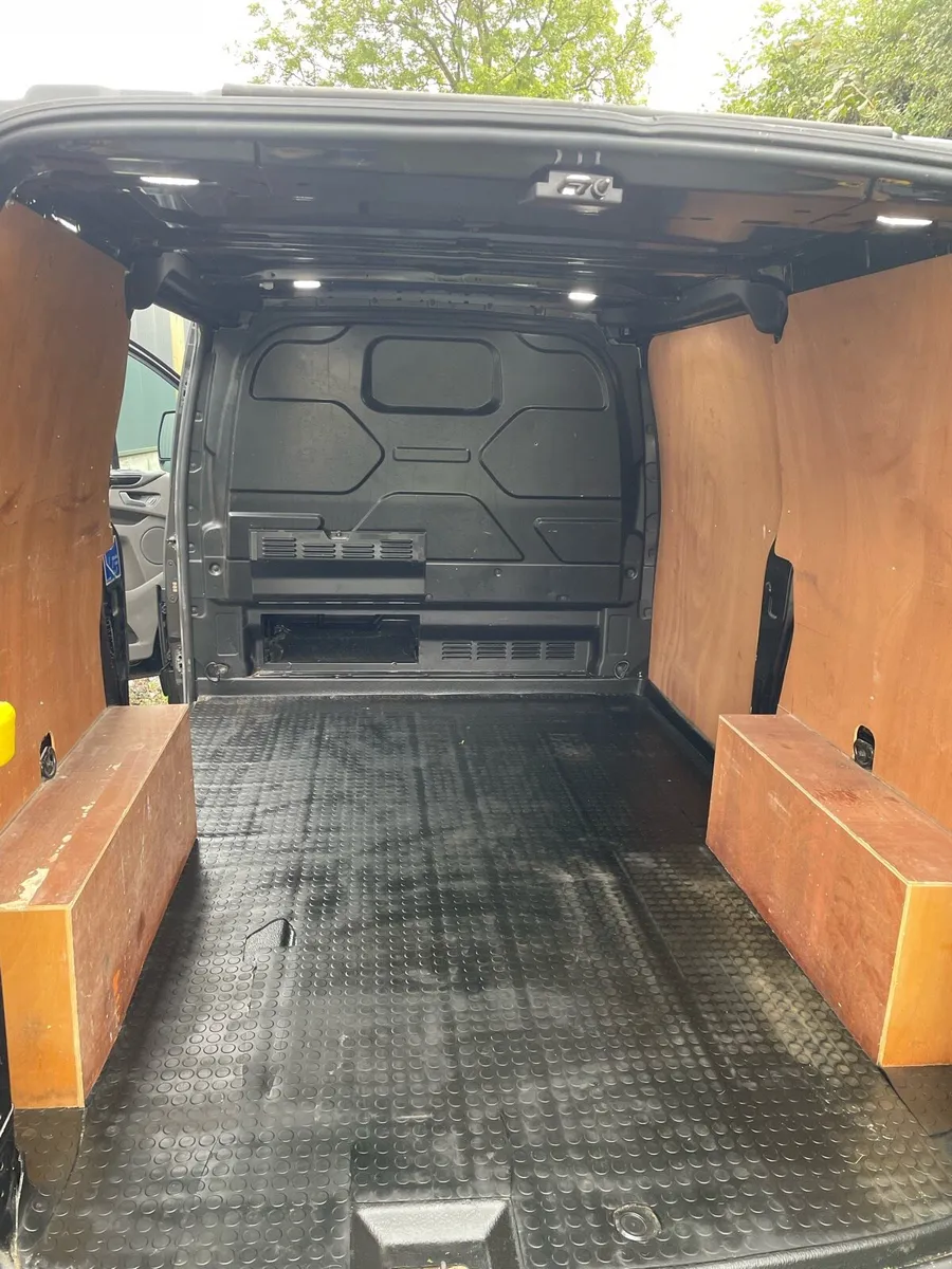 Ford transit custom - Image 4