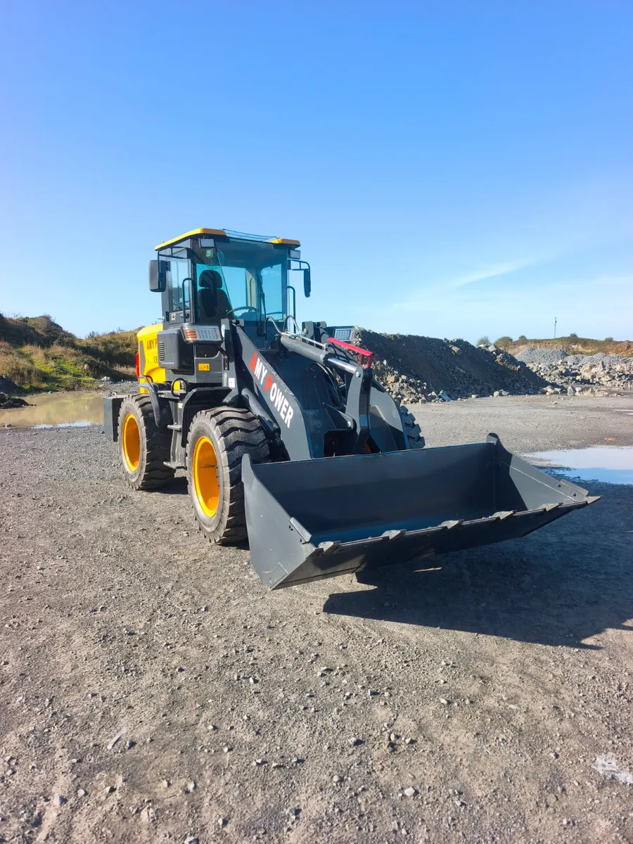 Tractors - Image 4