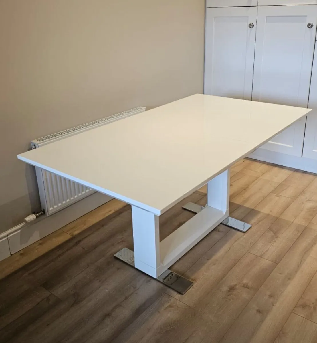 Apt Clearance Navan - Kitchen + Bedroom Furniture - Image 4