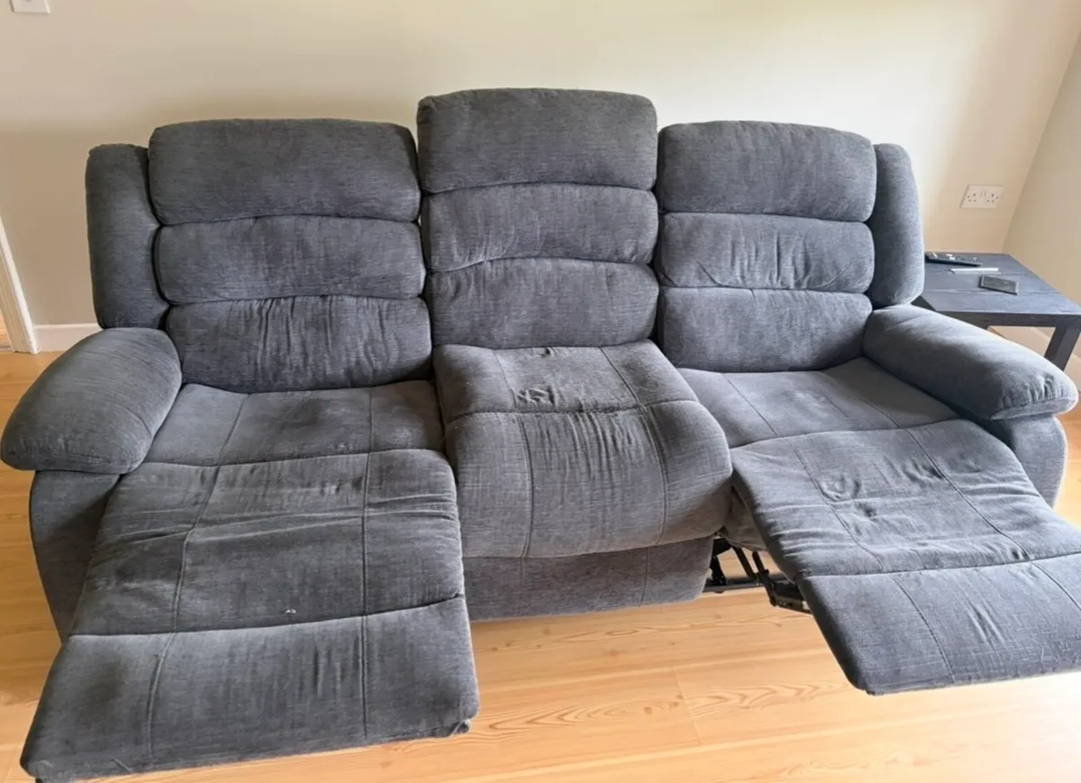Grey 3+2 sofa - Image 2