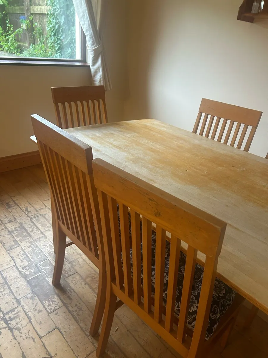 Kitchen table - Image 2