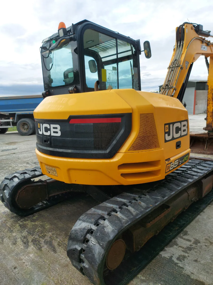 Jcb - Image 3