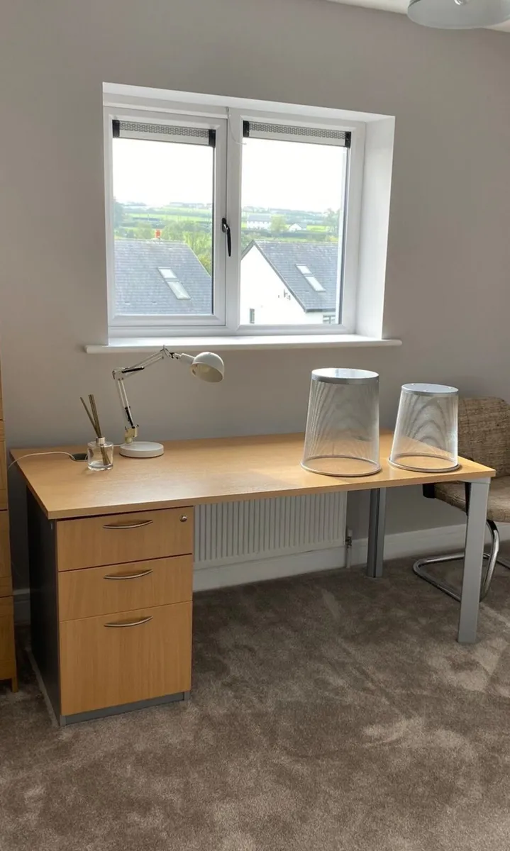 Office Desk