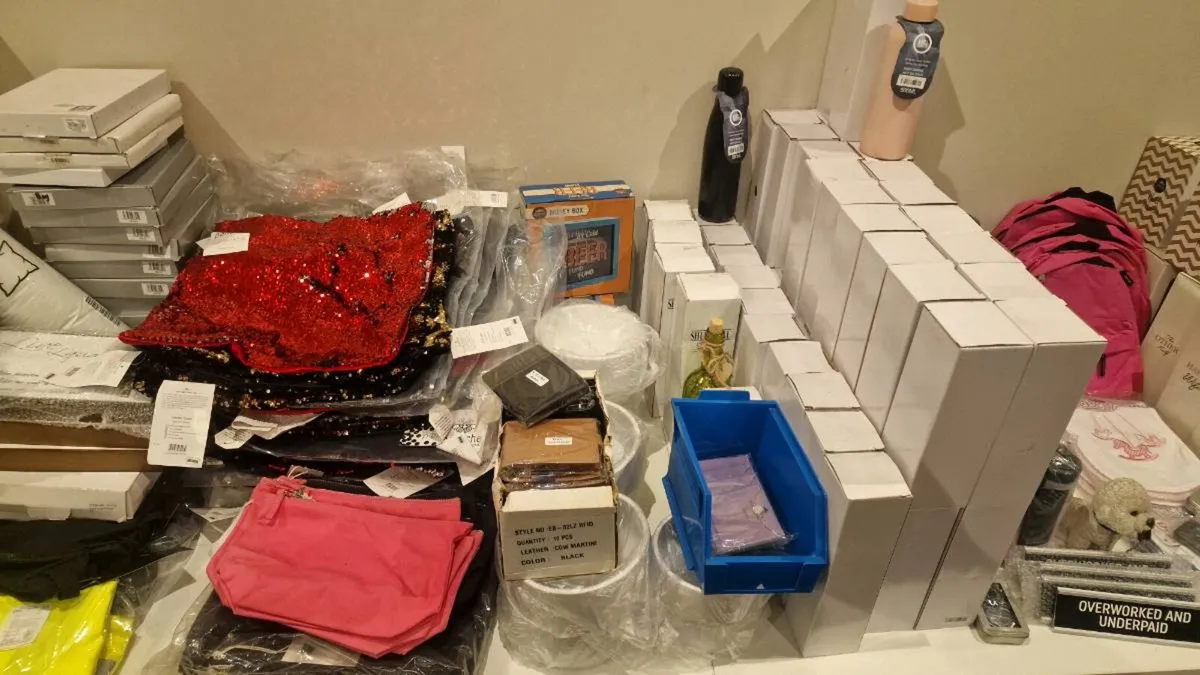 MASSIVE RETAIL STOCK CLEARANCE  1,500+ ITEMS  COMP - Image 4