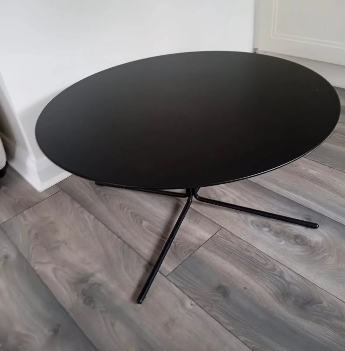 Buzz space pouf x 2 and table - Image 2