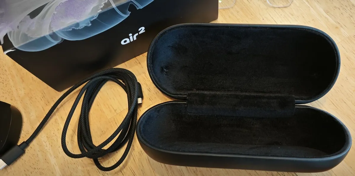 XREAL Air 2 AR Smart Glasses + XREAL Beam - Image 3