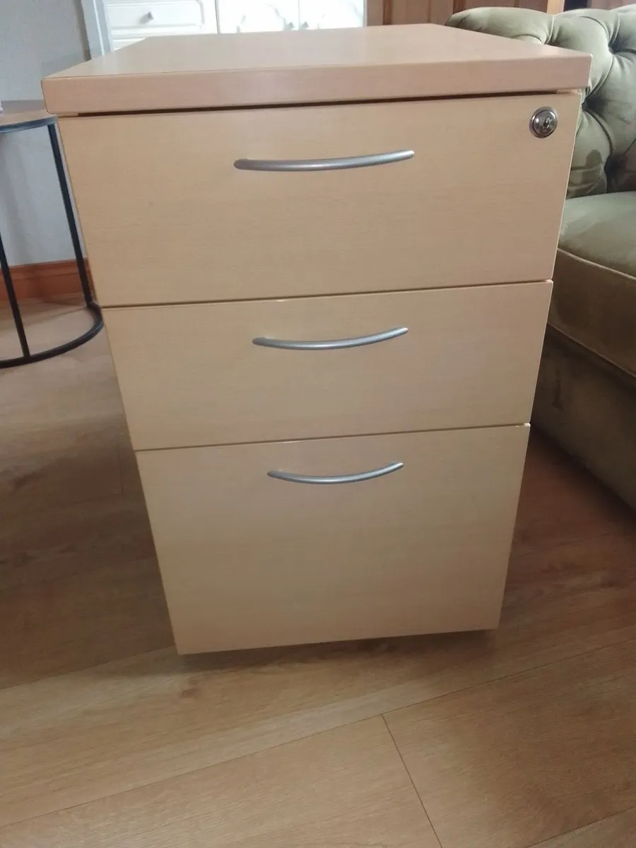 Locker/filing cabinet - Image 3