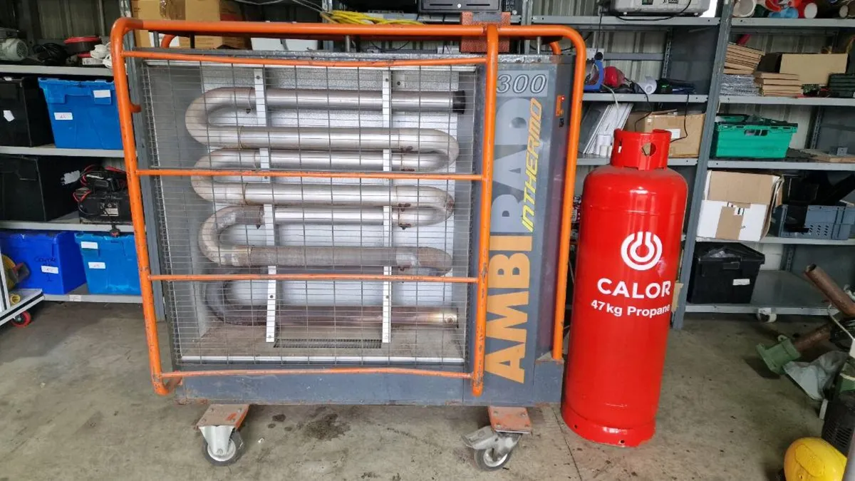 AmbiRad 300 Industrial LPG Gas Heater + Nearly Ful - Image 1