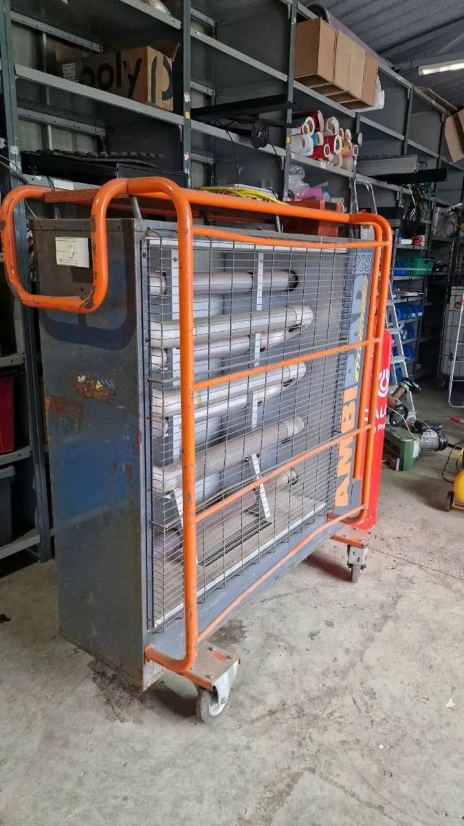 AmbiRad 300 Industrial LPG Gas Heater + Nearly Ful - Image 2