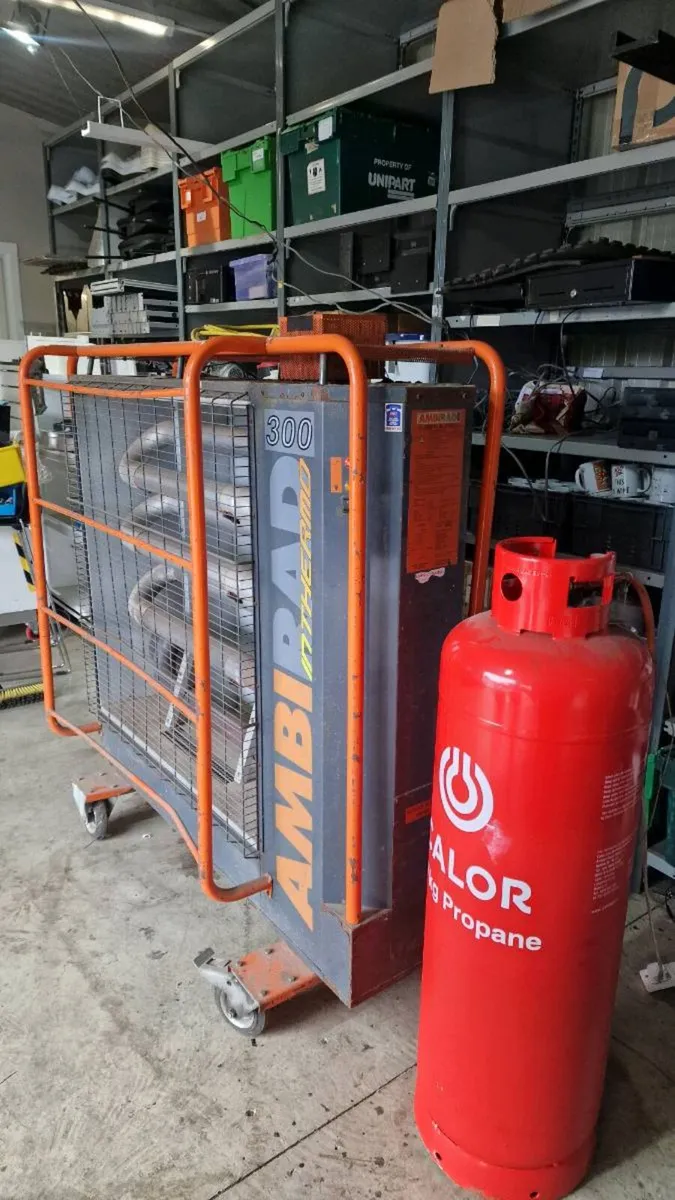 AmbiRad 300 Industrial LPG Gas Heater + Nearly Ful - Image 3