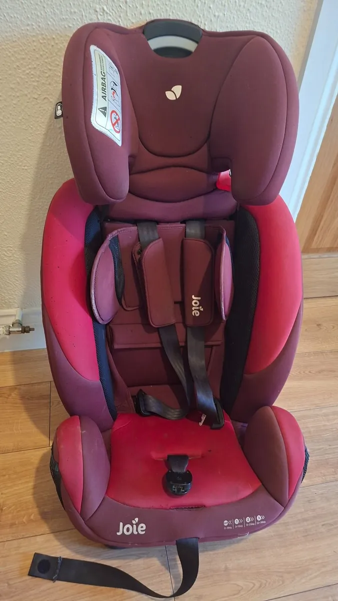 Joie 1/2/3 car seat - Image 1