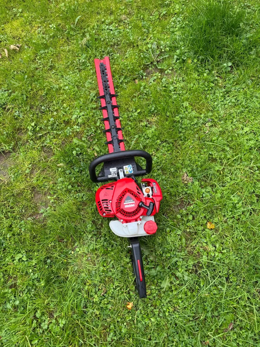 Shindaiwa DH202 hedge trimmer - Image 1