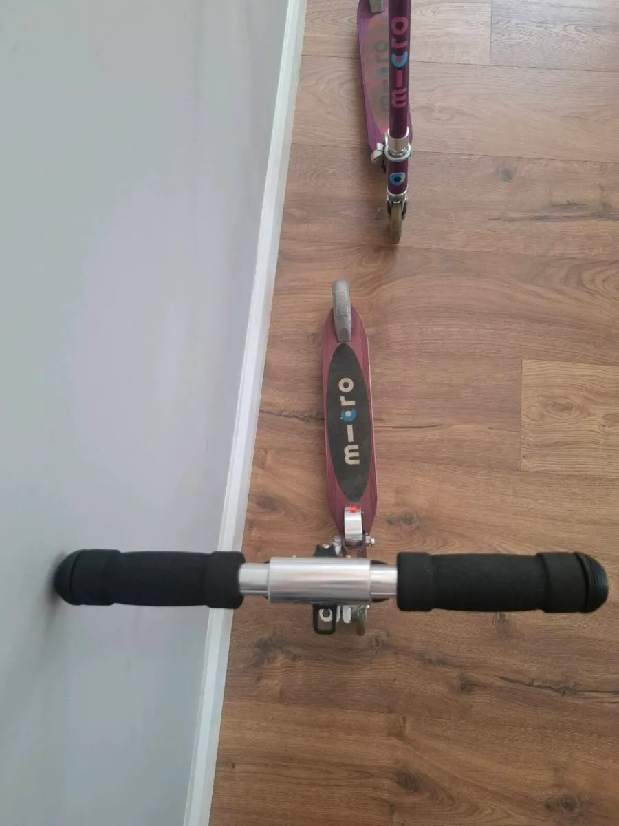 2 x Micro Scooters - Image 4