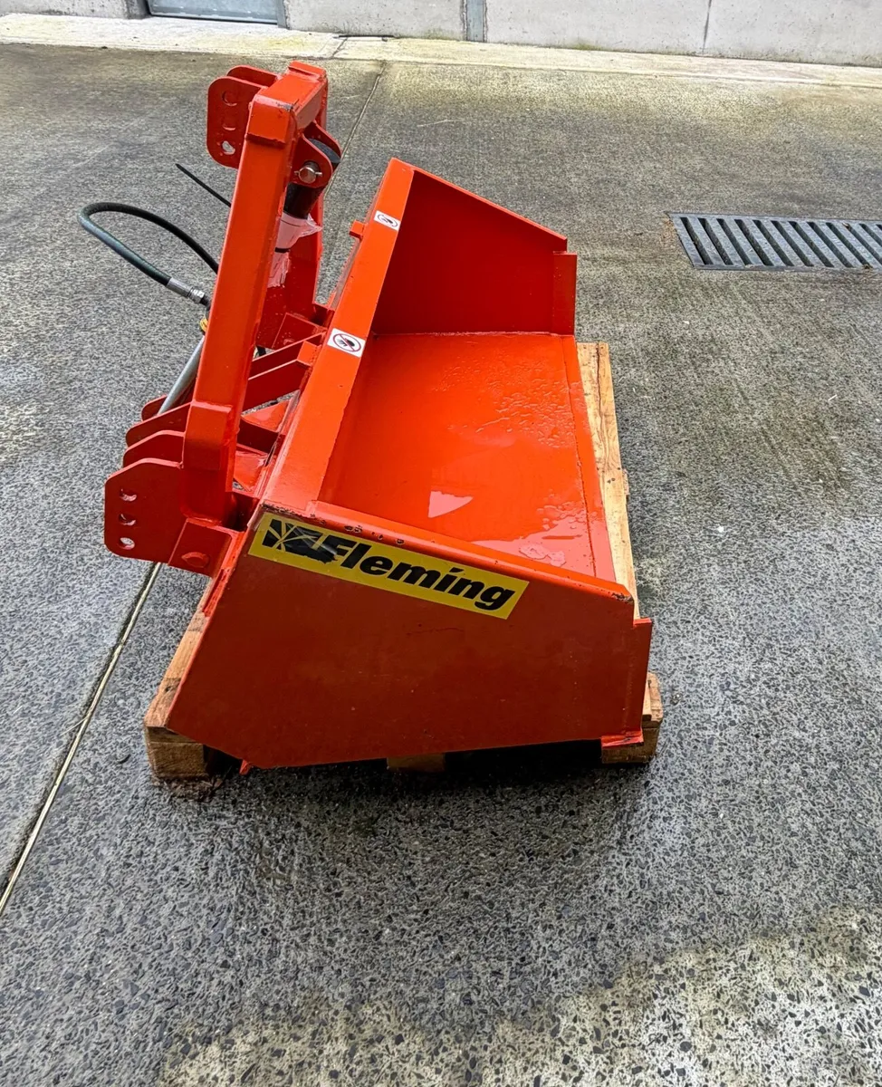 Fleming 4Ft Link Box Hydraulic Tipping - Image 3
