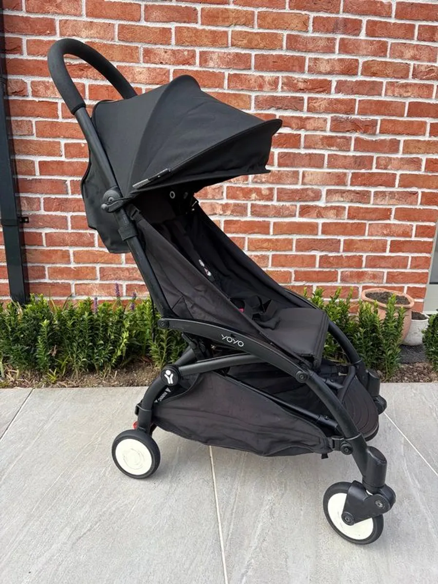 Yoyo Stokke Stroller - Image 1