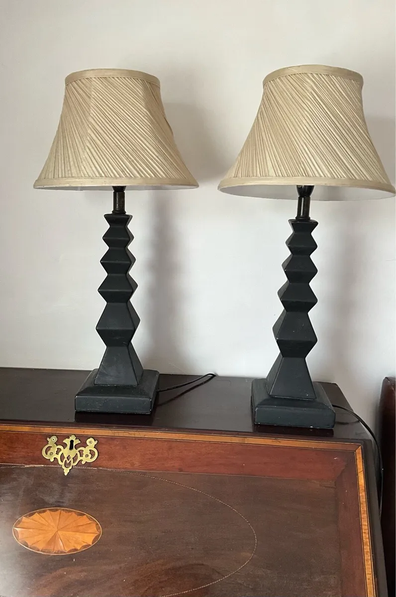 Pair of Contemporary Black Geometric Ceramic Lamps - Image 4