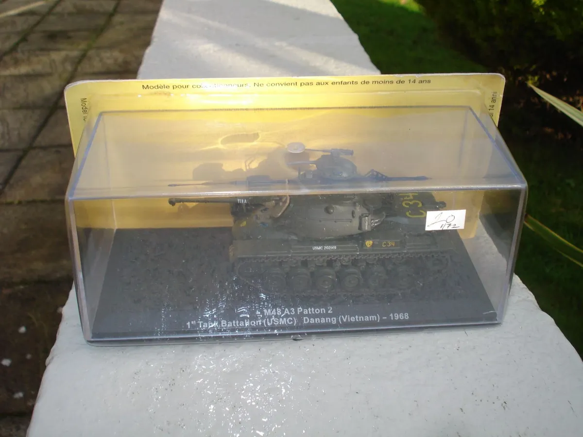 MODEL DIECAST METAL ARMY TANKS. 1/72 SCALE. - Image 2