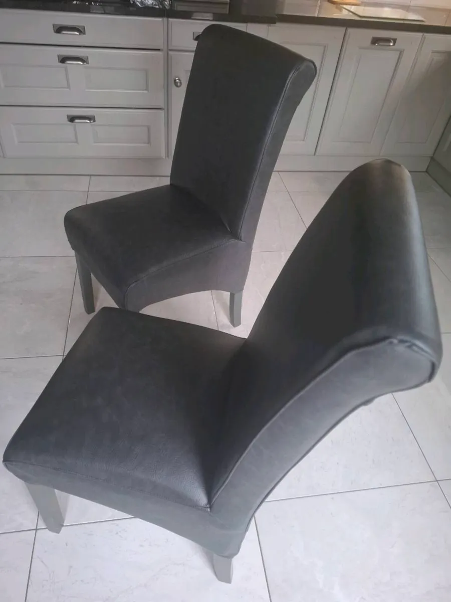 Dining chairs - Image 2