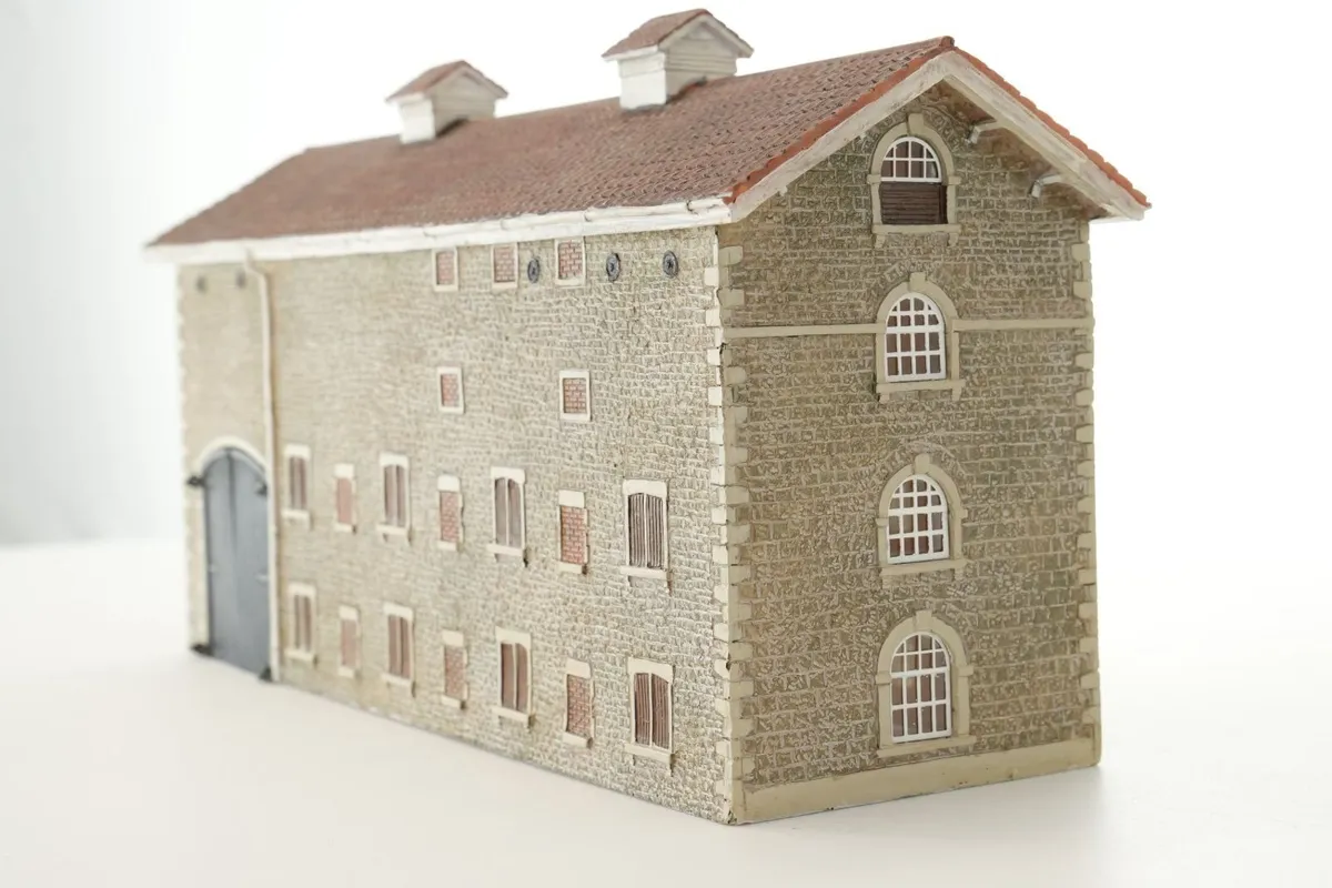 Bachmann Scenecraft 44-056 Oak Hill Brewery Wareho - Image 3