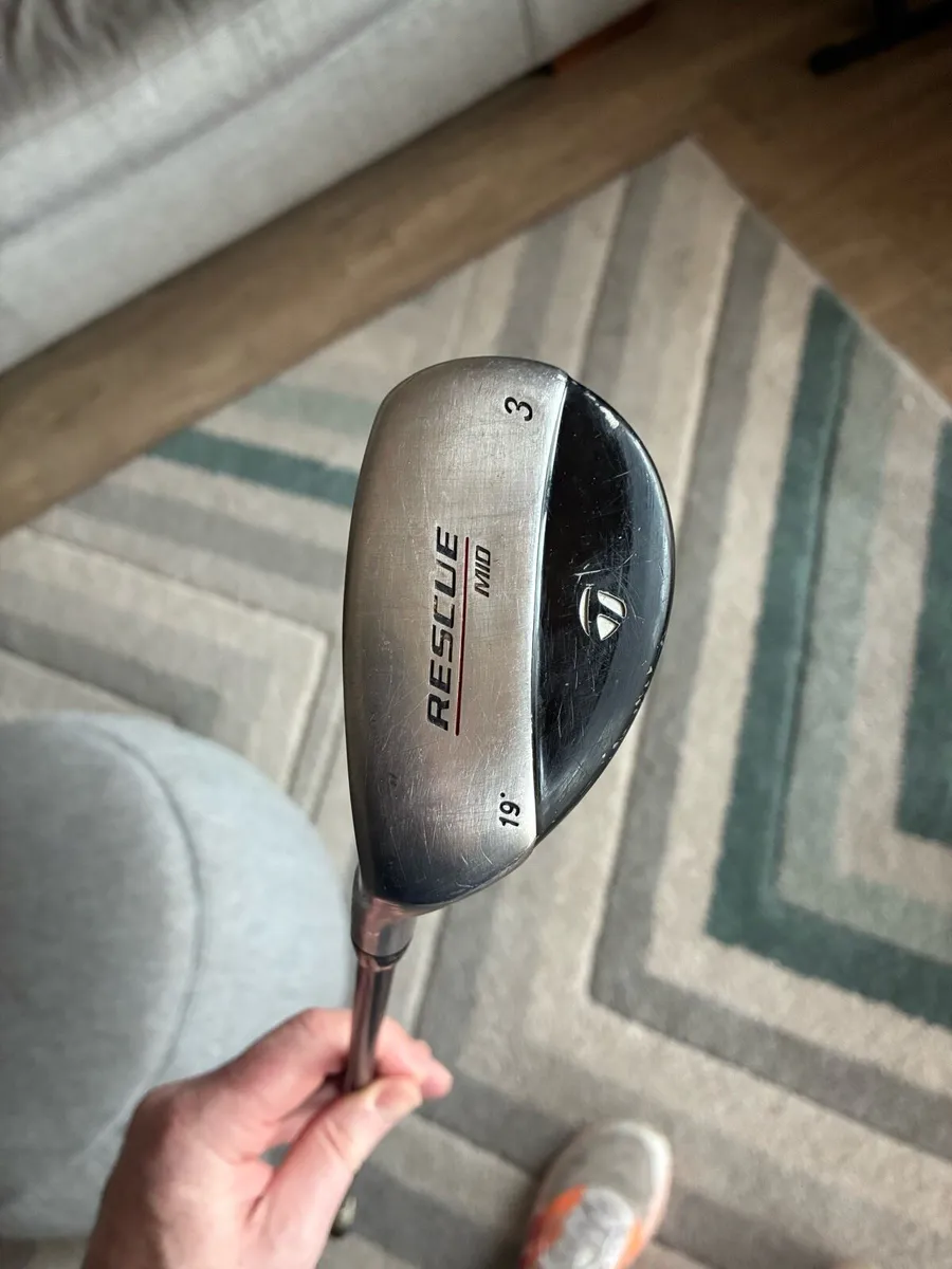 Left-Handed TaylorMade Rescue Mid 3 Hybrid 19° - Image 1