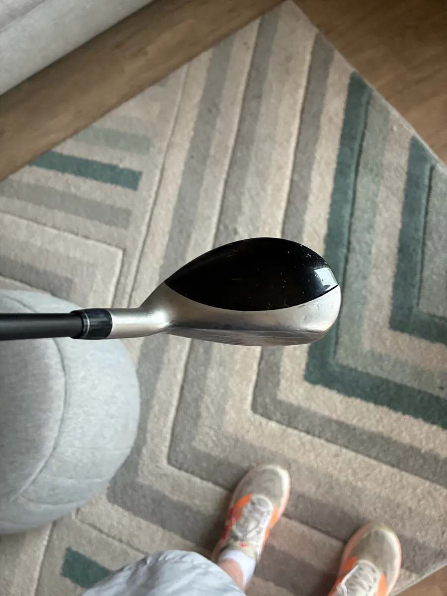 Left-Handed TaylorMade Rescue Mid 3 Hybrid 19° - Image 2