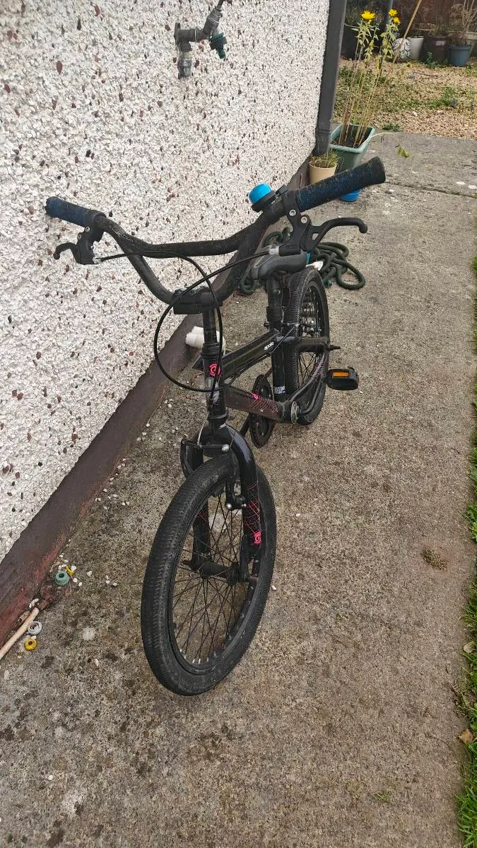 Kids bike - Image 2