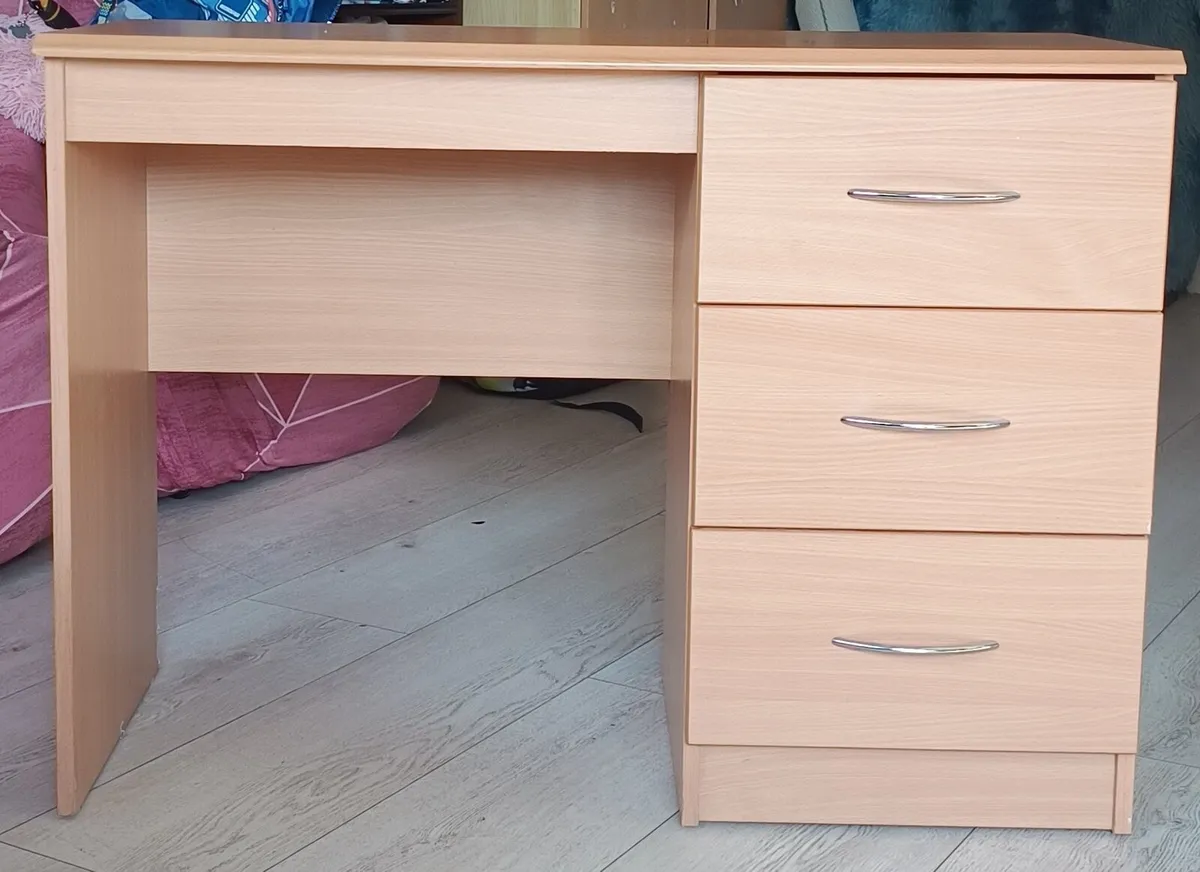 Study table for students - Image 3
