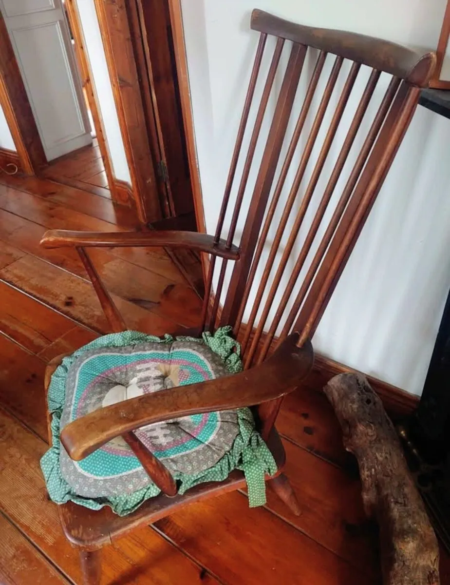 Vintage chairs - Image 3
