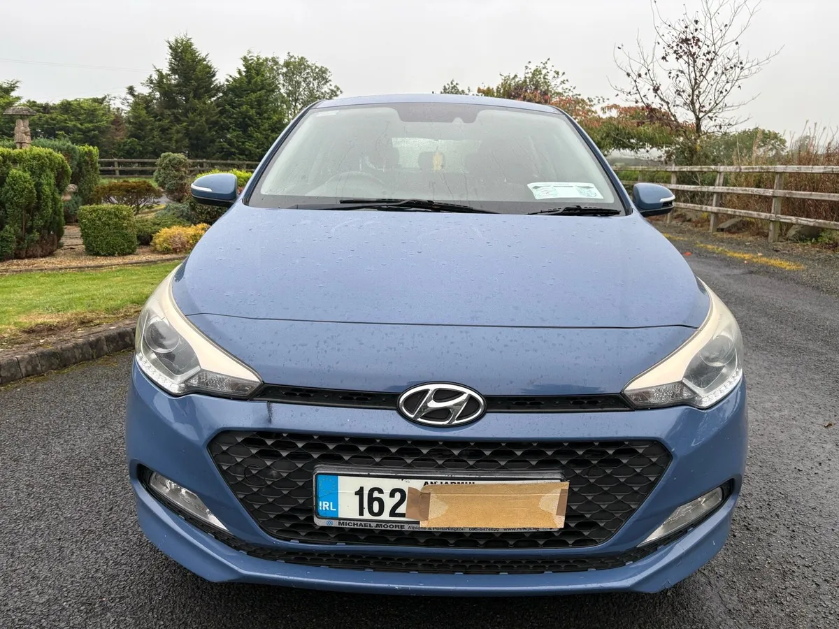 2016 Hyundai I20 Diesel(New Model) Driving - Image 2